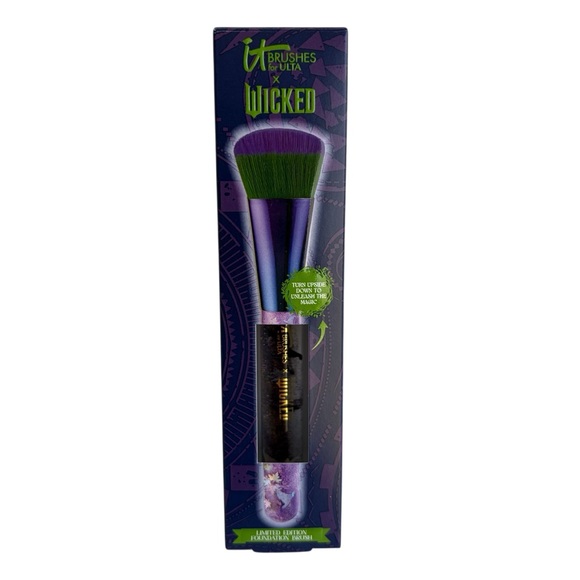IT Brushes for ULTA Wicked Elphaba Purple & Green Powder Brush NIB - Picture 12 of 13